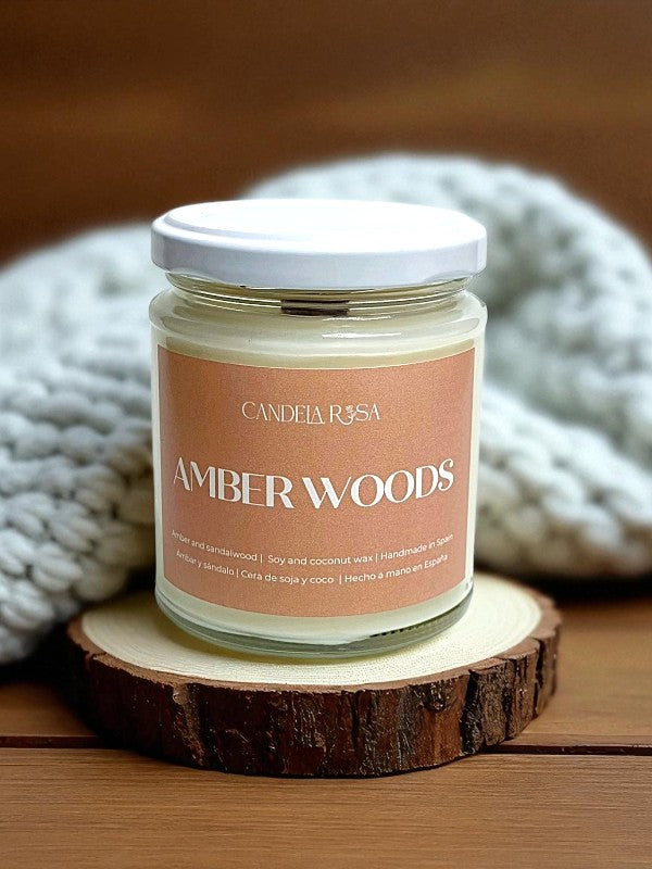 Amber Woods: vela aromática artesanal ámbar y sándalo