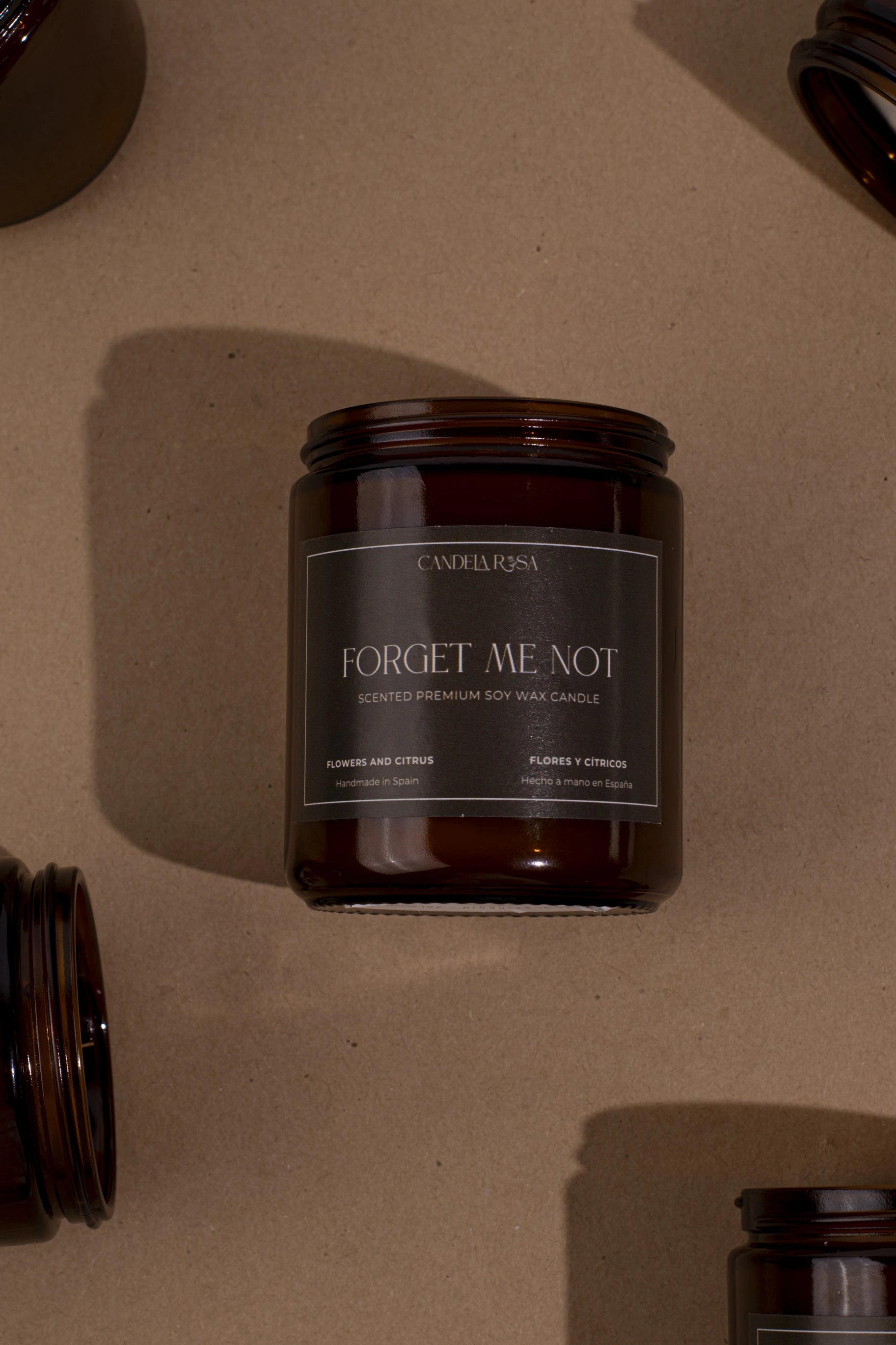 Forget Me Not: vela aromática premium flores y cítricos