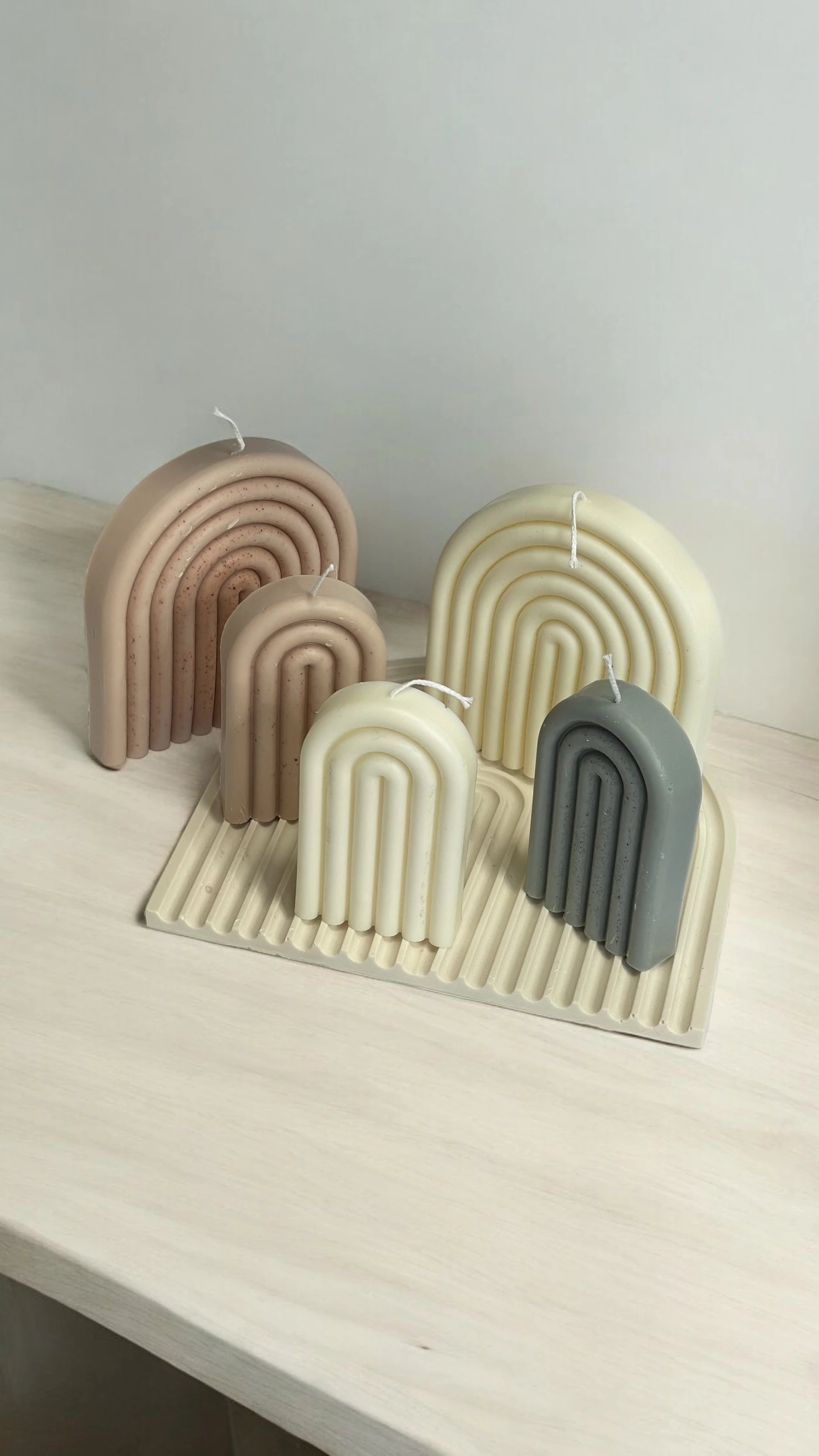 Rainbow: vela decorativa minimalista