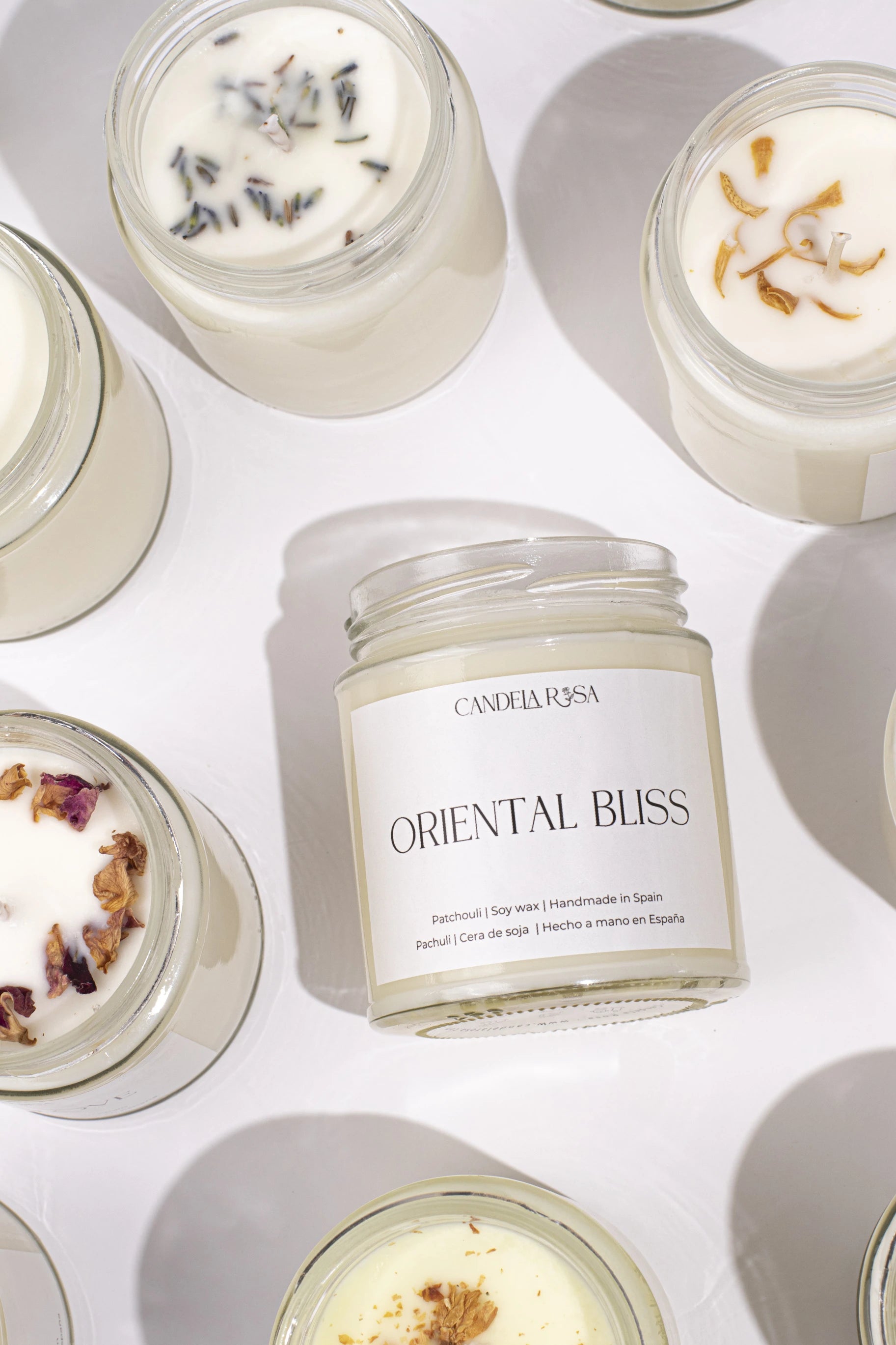 Oriental bliss: vela aromática artesanal pachuli