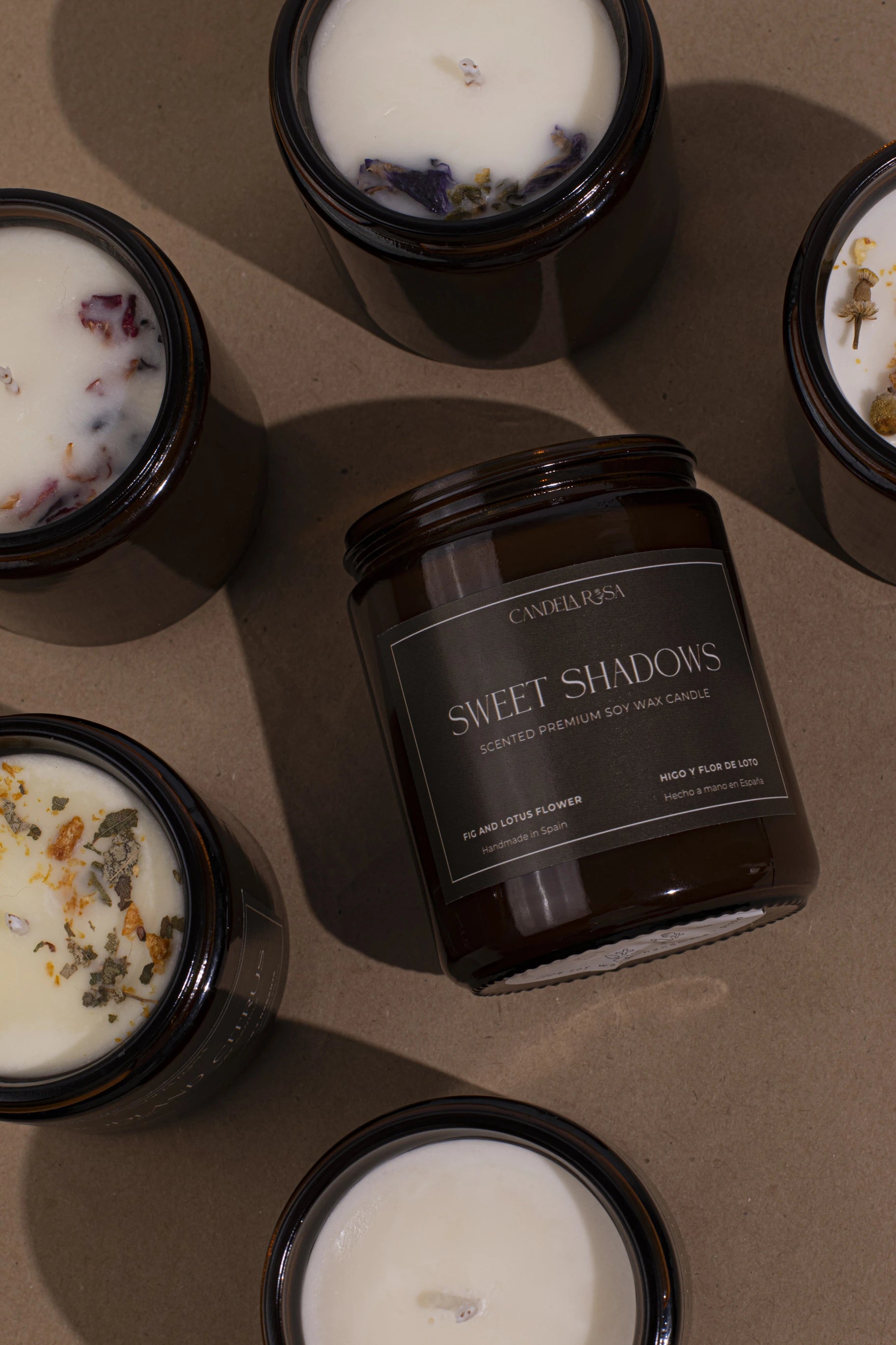 Sweet shadows: vela aromática premium higo y flor de loto